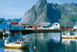 Norte de Noruega y sus islas a tu aire en coche de alquiler
