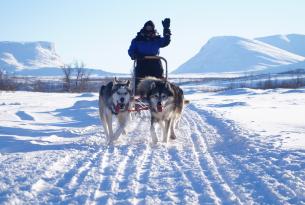 Fin de año, Reyes en Lofoten (Noruega): auroras boreales y trineo de perros. 8 días