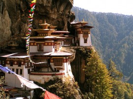 Circuitos por Bután