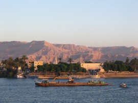 Circuitos por Guiza y crucero por el Nilo