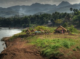 Circuitos por Laos